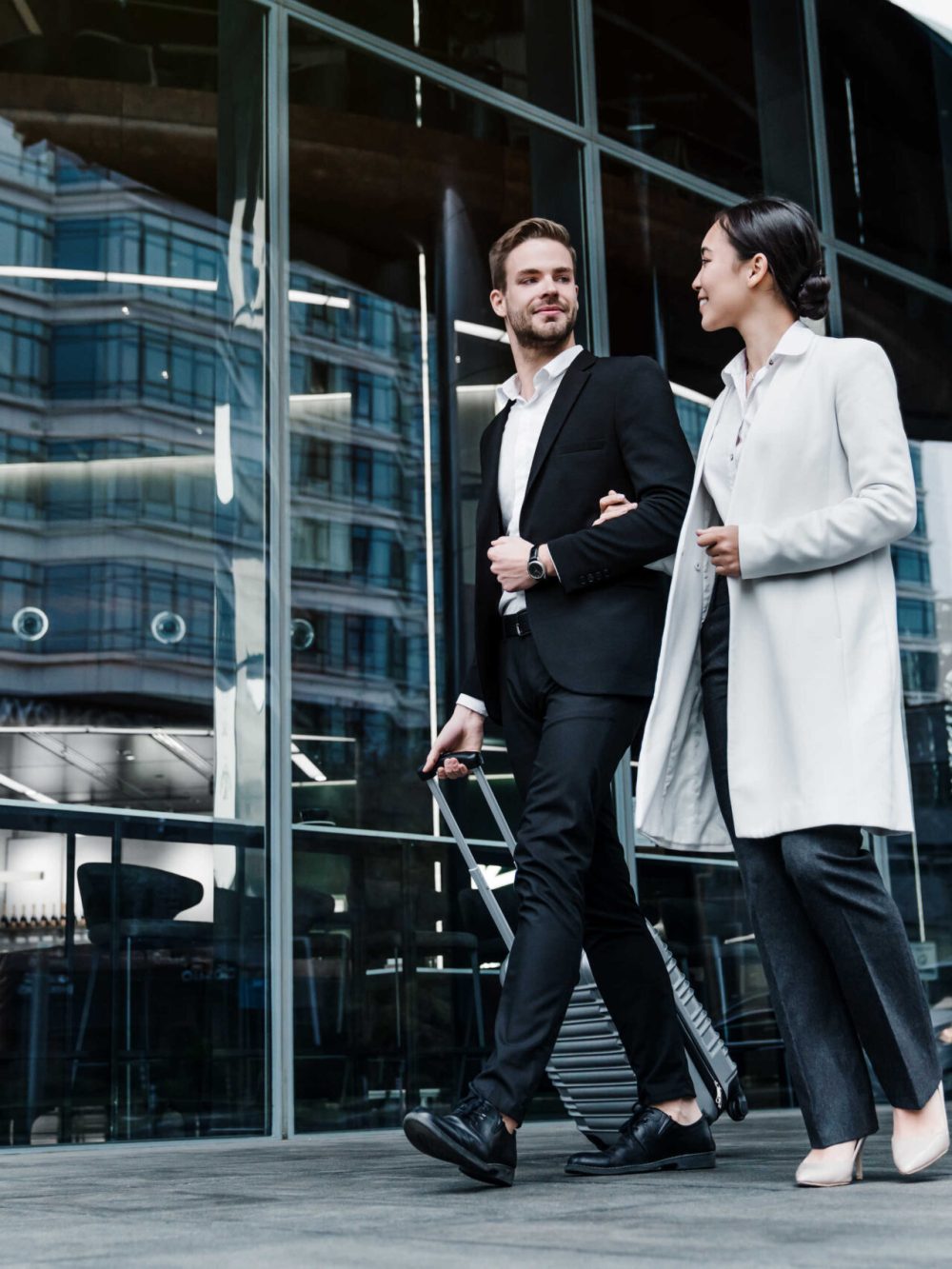 Stress-Free Arrivals Unleash the Power of Detroit Metro Airport Car Transfers with DT Metro Sedan